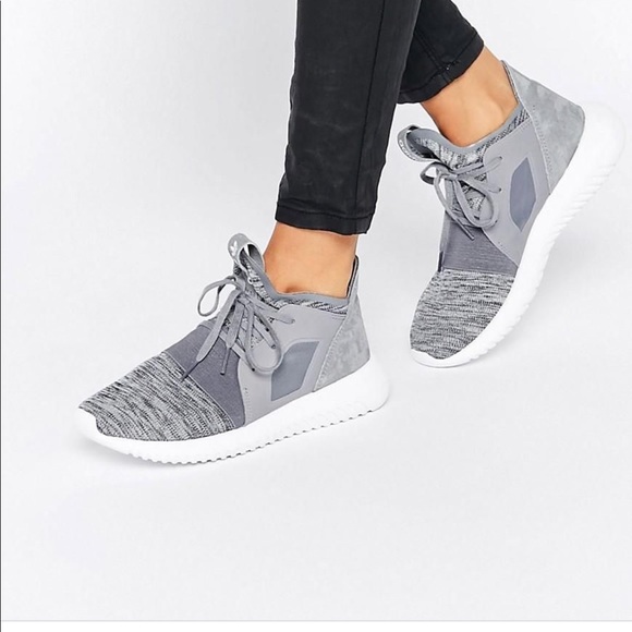 tubular defiant shoes grey